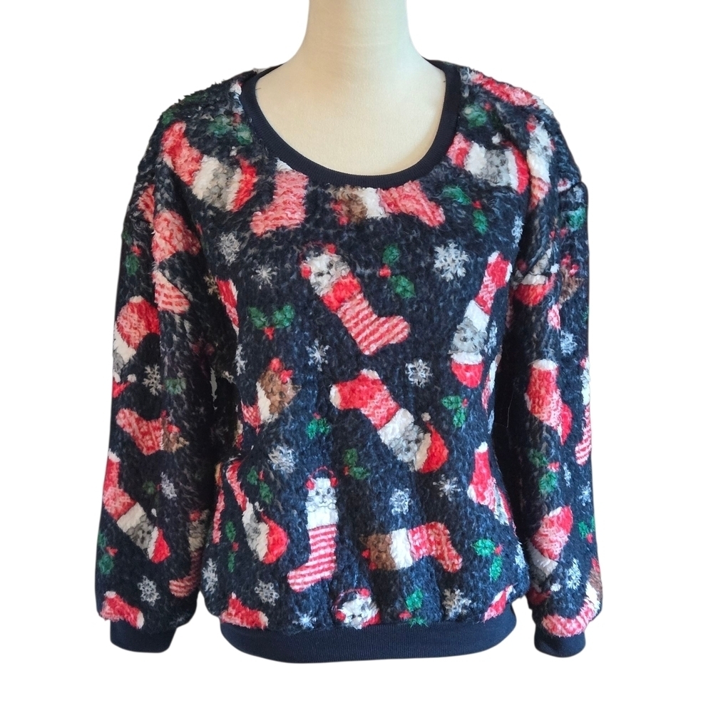 No Boundaries Women’s L Holiday Christmas Sweater Fluffy Cozy Kitty Cat Print